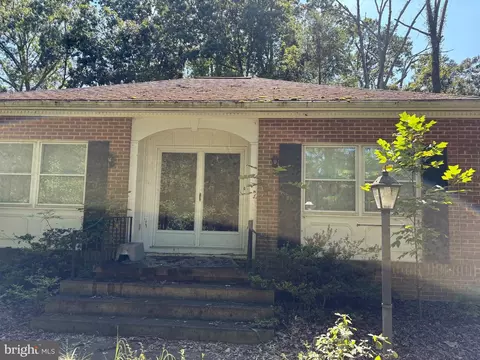 5631 Huckleberry Dr, Bryantown, MD 20617