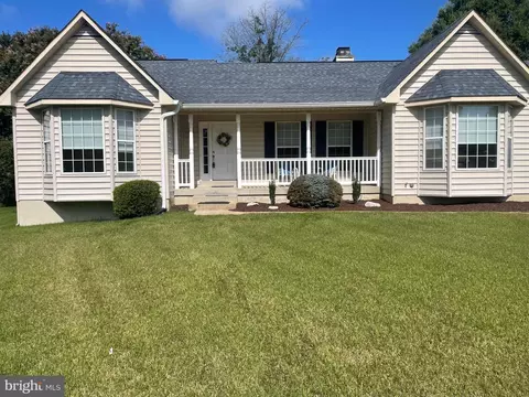 3103 Freedom Ct S, Waldorf, MD 20603