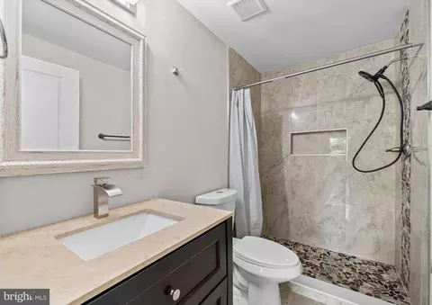 Bath - 5908 Michael Rd, Waldorf, MD 20601 photo 1 of 6