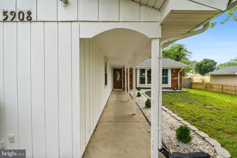 Entry Way - 5908 Michael Rd, Waldorf, MD 20601 photo 1 of 5