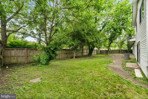 Exterior - 5908 Michael Rd, Waldorf, MD 20601 photo 4 of 4
