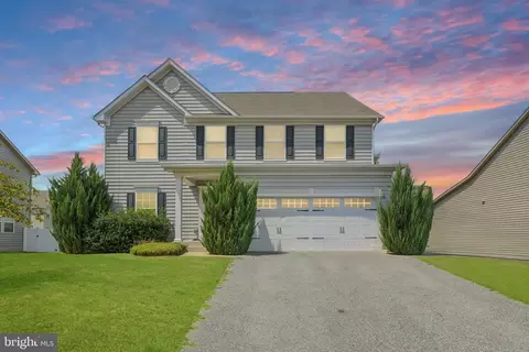 8814 Bancroft Dr, Waldorf, MD 20603