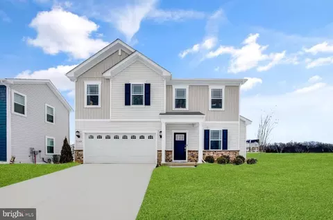 10710 Millport St, White Plains, MD 20695