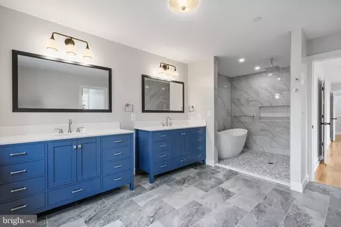 Bath - 3815 Watson Rd, Brandywine, MD 20613 photo 6 of 8