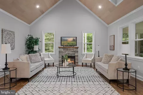 Living - 3815 Watson Rd, Brandywine, MD 20613 photo 1 of 3