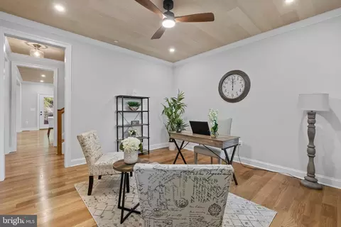 Entry Way - 3815 Watson Rd, Brandywine, MD 20613 photo 3 of 9