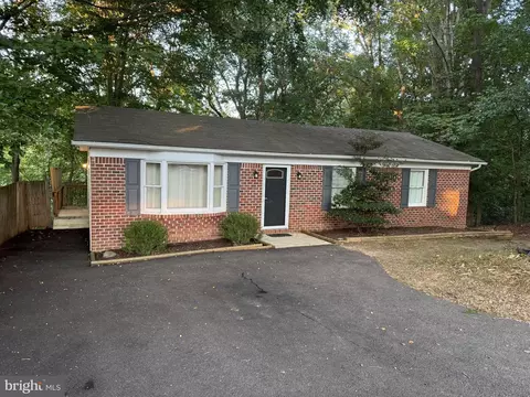 9506 Oakridge Ct, Newburg, MD 20664