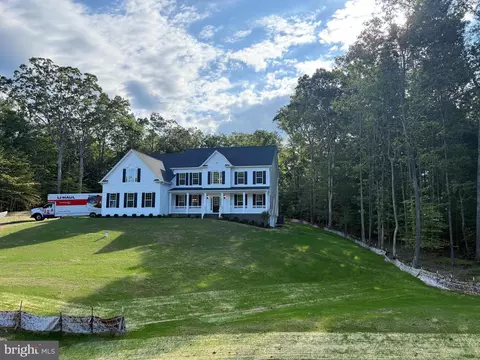 12309 Calverts Run Ct, La Plata, MD 20646