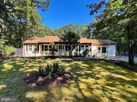 9484 Canary Dr, Bel Alton, MD 20611