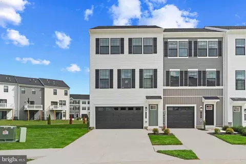 483 Still Feather Ave, La Plata, MD 20646