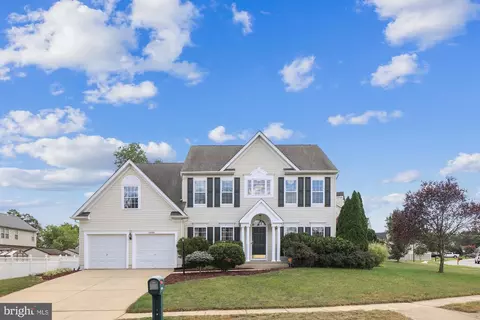 10001 Ethridge Dr, Waldorf, MD 20603