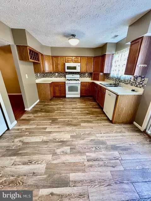 Kitchen - 3844 Gateview Pl, Waldorf, MD 20602 photo 1 of 1