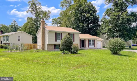 1760 Red Oak Ln, Waldorf, MD 20601