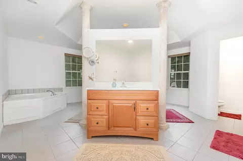 Bath - 4254 Ridgeway Dr, Brandywine, MD 20613 photo 1 of 5