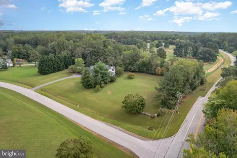 View/Area - 4254 Ridgeway Dr, Brandywine, MD 20613 photo 3 of 8