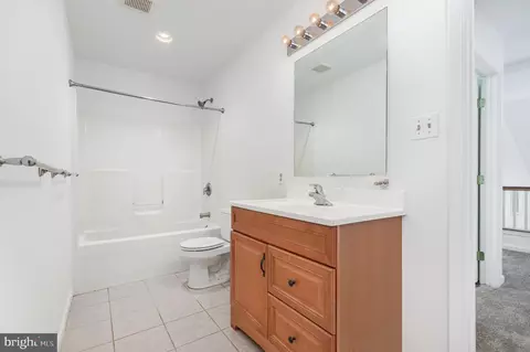 Bath - 4254 Ridgeway Dr, Brandywine, MD 20613 photo 4 of 5