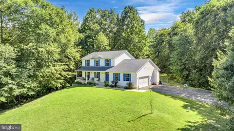 12781 Crescent Run St, La Plata, MD 20646