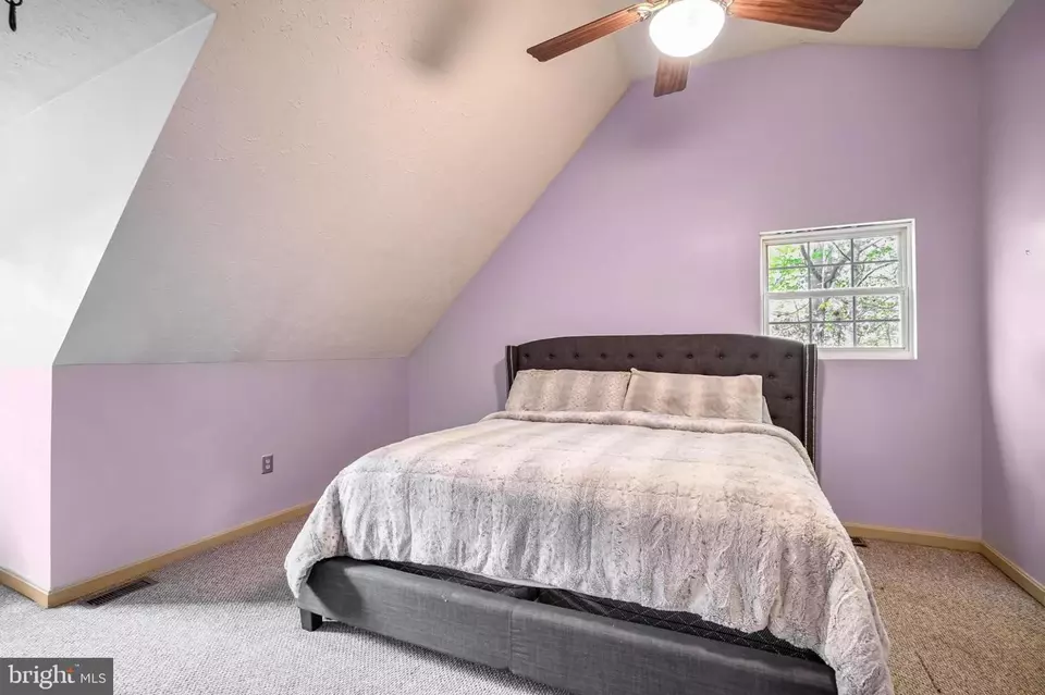 Bedroom - 8535 Acoustic Ln, Port Tobacco, MD 20677 photo 9 of 12