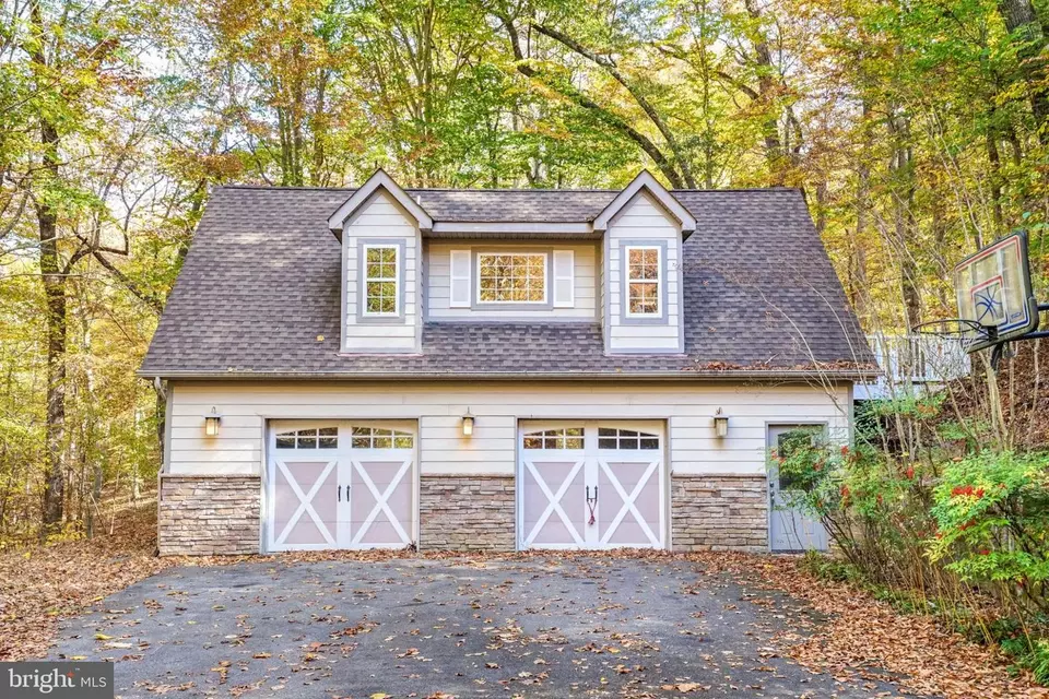 Exterior - 8535 Acoustic Ln, Port Tobacco, MD 20677 photo 14 of 15