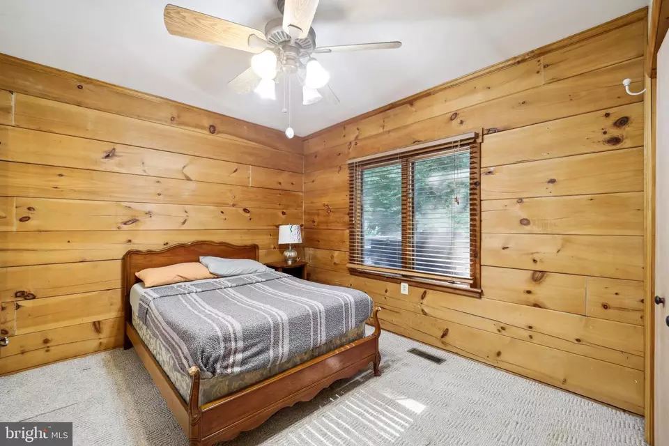 Bedroom - 8535 Acoustic Ln, Port Tobacco, MD 20677 photo 7 of 12