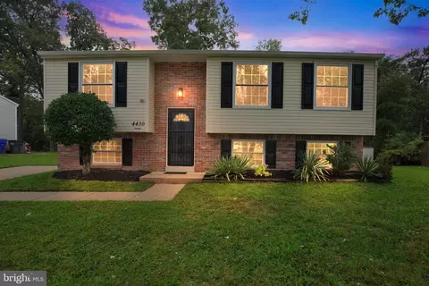 4430 Quillen Cir, Waldorf, MD 20602