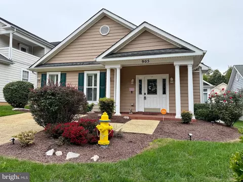 905 Hickory Cir, La Plata, MD 20646