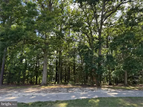15127 Beacon Hill Cir, Issue, MD 20645 photo 9