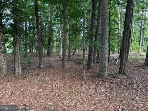 15127 Beacon Hill Cir, Issue, MD 20645 photo 4