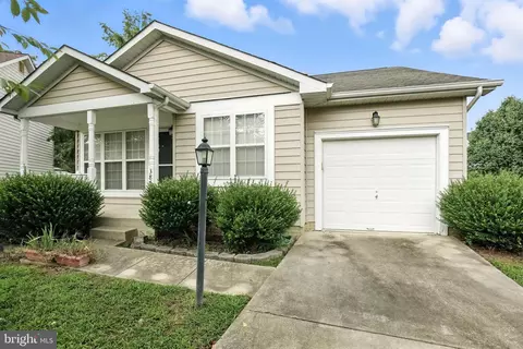 3850 Shark Ct, Waldorf, MD 20603