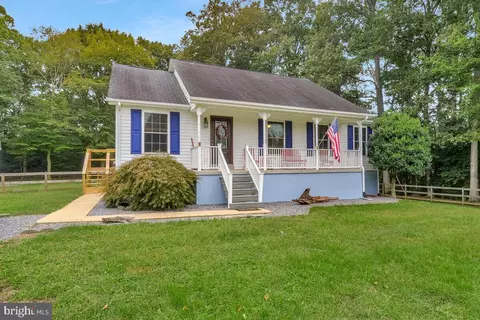 6115 Port Tobacco Rd, La Plata, MD 20646