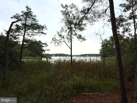 14680 Bar Harbor Ct, Issue, MD 20645 photo 2