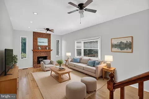 2605 Magdalene Acres Pl, Waldorf, MD 20603