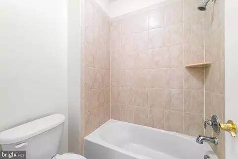 Bath - 2993 Devonfield Ave, Waldorf, MD 20603 photo 1 of 4