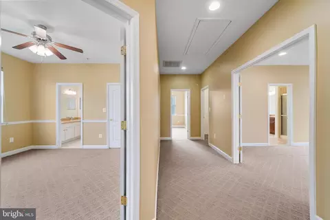 Entry Way - 2993 Devonfield Ave, Waldorf, MD 20603 photo 6 of 14