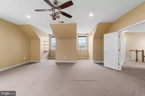 Entry Way - 2993 Devonfield Ave, Waldorf, MD 20603 photo 8 of 14
