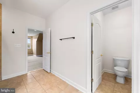Entry Way - 2993 Devonfield Ave, Waldorf, MD 20603 photo 10 of 14