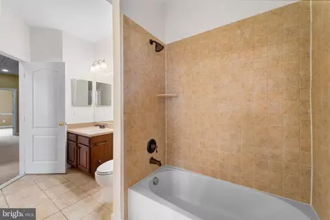 Entry Way - 2993 Devonfield Ave, Waldorf, MD 20603 photo 4 of 14