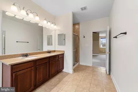 Entry Way - 2993 Devonfield Ave, Waldorf, MD 20603 photo 9 of 14