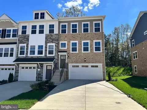 10770 Cosmic Pl, La Plata, MD 20646