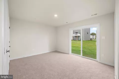 258 Soft Rush Ln, La Plata, MD 20646 photo 4