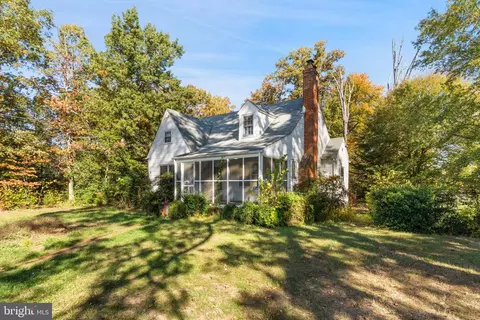 12606 Sub Station Rd, Waldorf, MD 20601