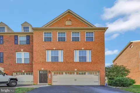 12329 Cheerio Pl, Waldorf, MD 20601