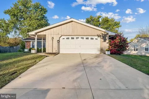 Exterior - 5914 Michael Rd, Waldorf, MD 20601 photo 2 of 6