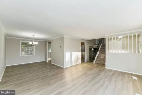 Living - 5914 Michael Rd, Waldorf, MD 20601 photo 3 of 5