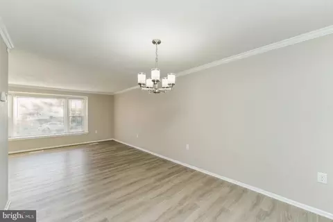 Living - 5914 Michael Rd, Waldorf, MD 20601 photo 4 of 5