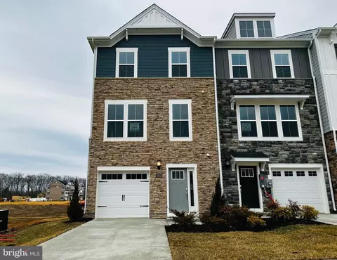 5522 Aberdeen Pl, White Plains, MD 20695