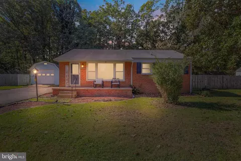 4285 Marion Ln, Waldorf, MD 20601