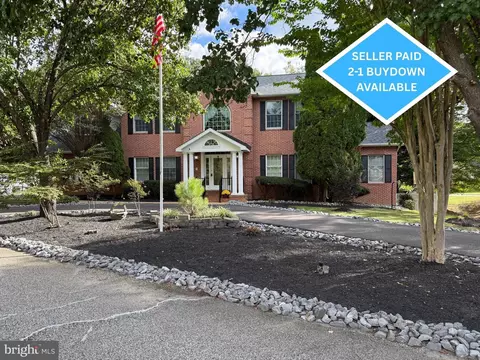 8069 Alexander Pl, La Plata, MD 20646