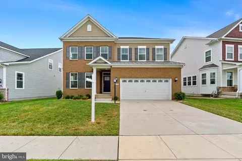 5659 Lewis Carroll Dr, White Plains, MD 20695