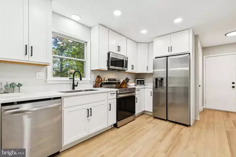 2765 Hamilton Rd, Waldorf, MD 20601 photo 3